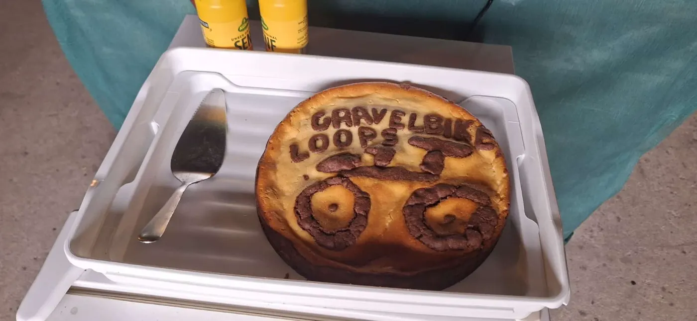 Selbst gebackener Fahrradkuchen der Maifelder Loops